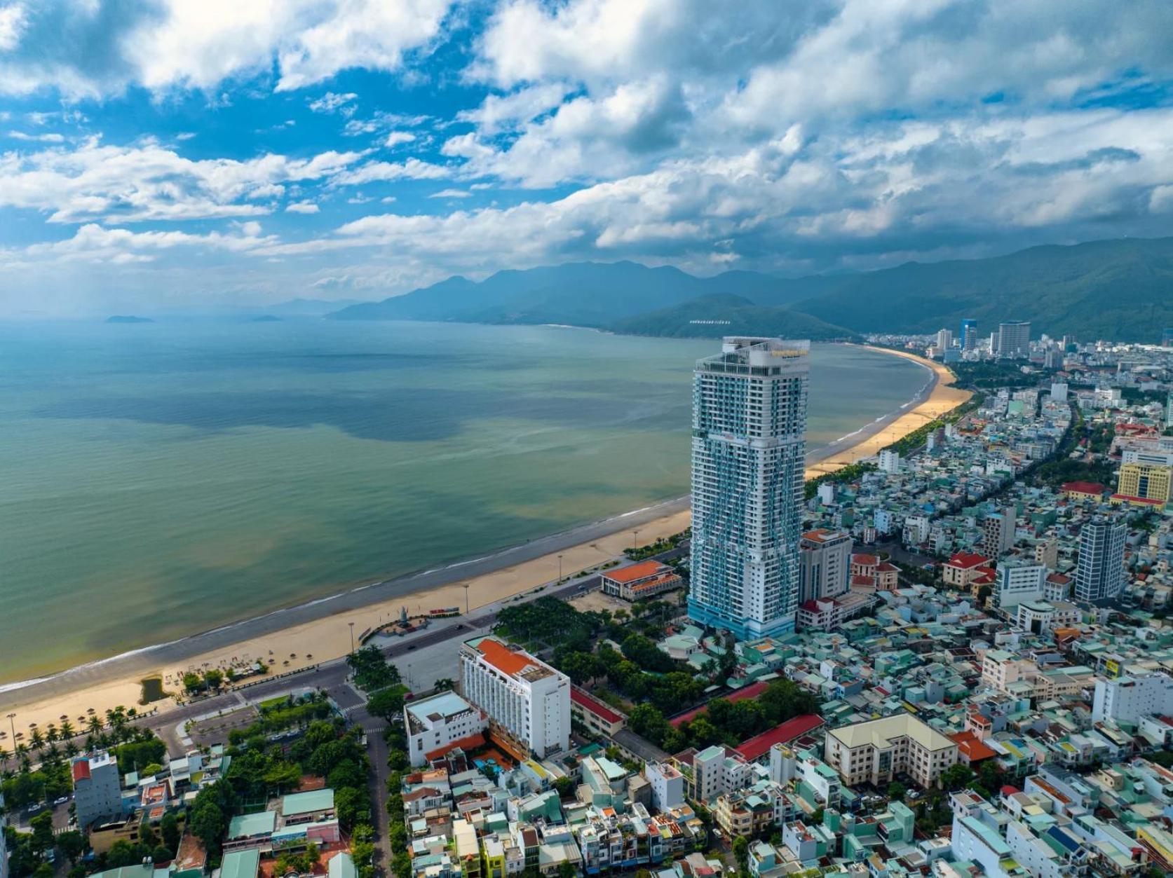 Condotel Tms Hoang Gia View Bien, Toa Nha Cao Nhat Quy Nhon Exteriör bild