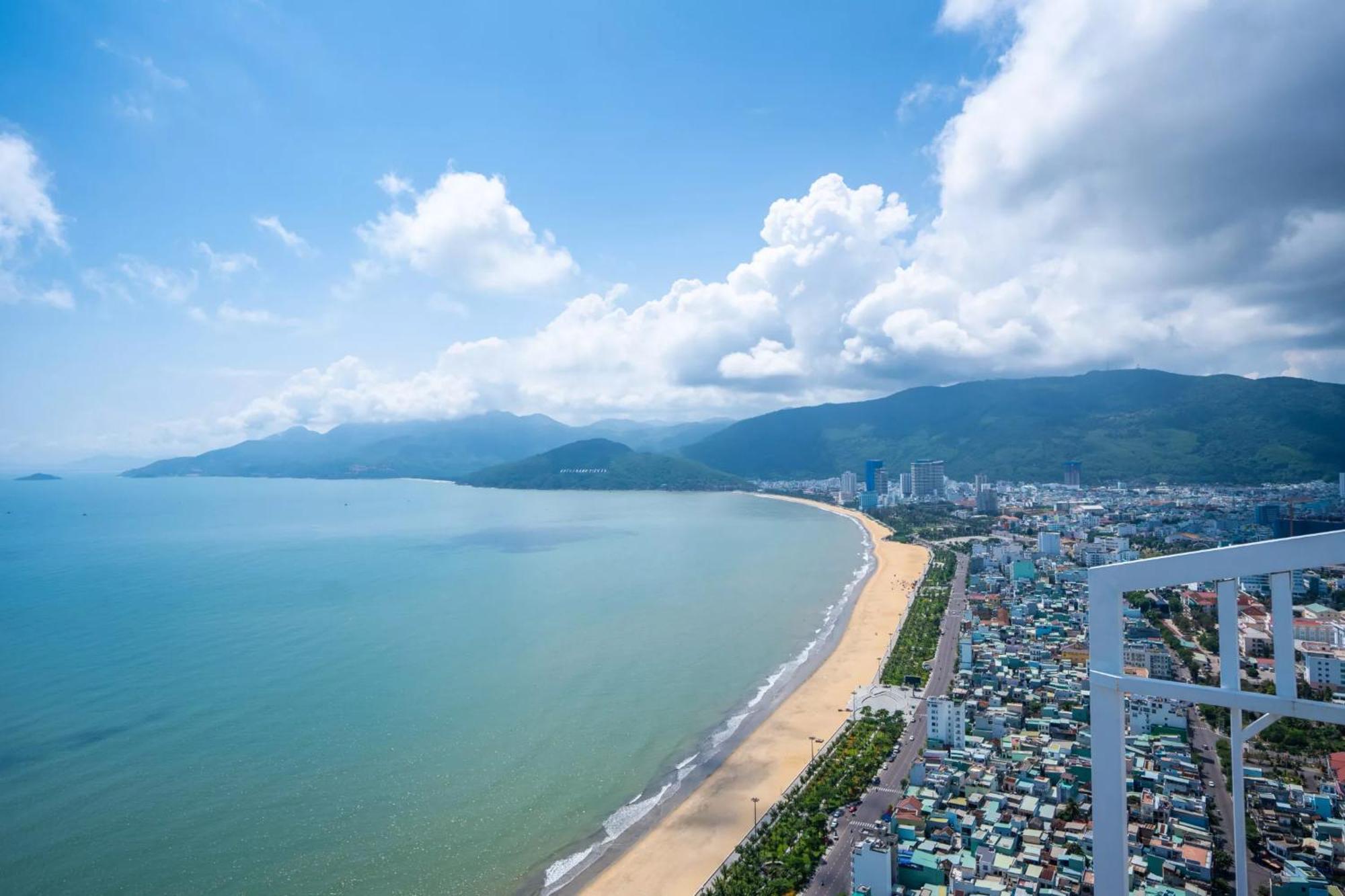 Condotel Tms Hoang Gia View Bien, Toa Nha Cao Nhat Quy Nhon Exteriör bild